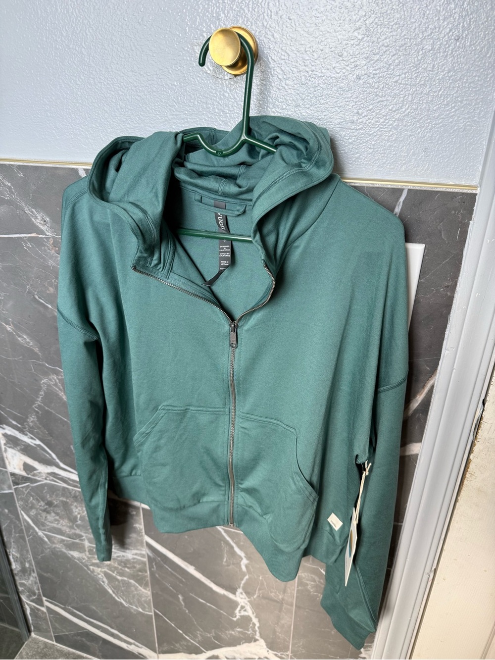 Vuori halo modern full zip hoodie